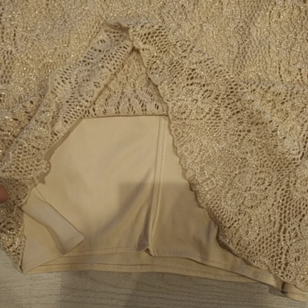 Crochet blouse - Picture 4 of 8